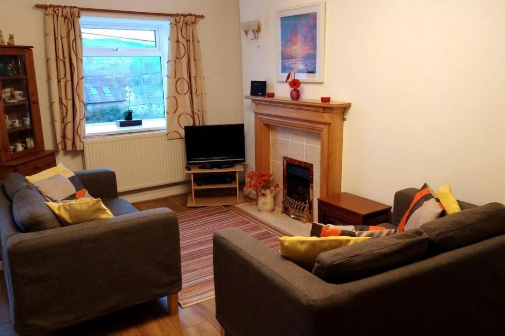 Welsh Holiday Home Sleeps 5 Close To Beaches & Mountains Nantlle Exteriör bild